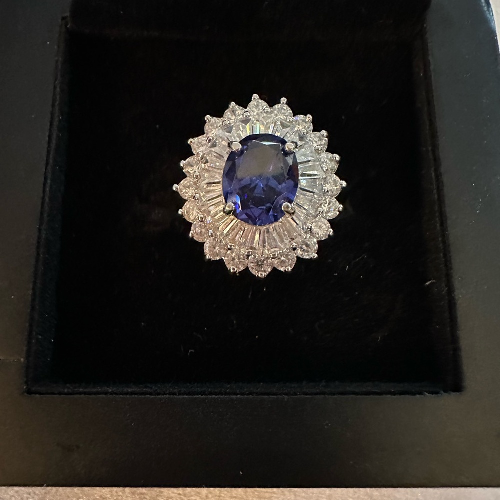 Elegant Vintage Diamonique Sapphire Ring